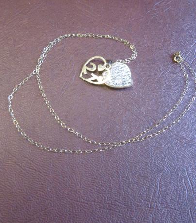 9CT GOLD 21 PENDANT ON CHAIN Image