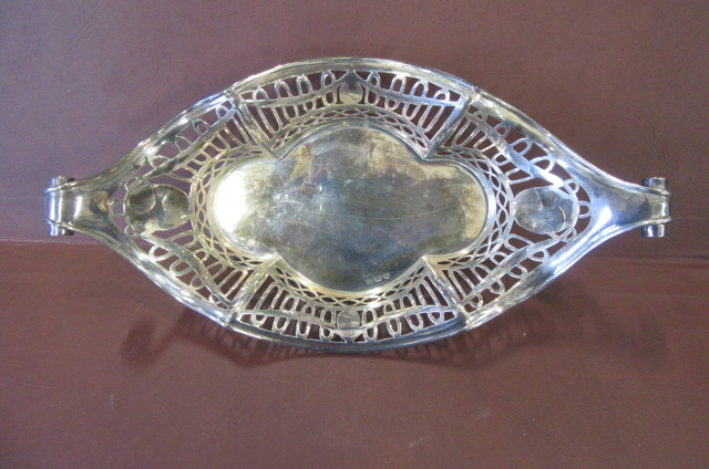 SILVER SWEETMEAT DISH Image