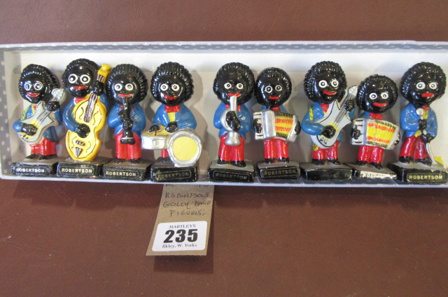 ROBERTSON'S GOLLY BAND FIGURES Image