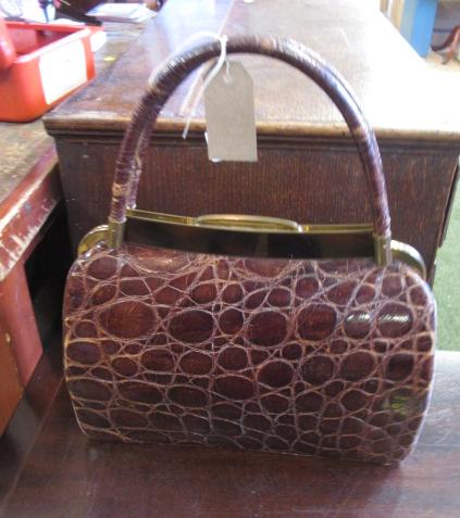 VINTAGE CROCODILE HANDBAG Image