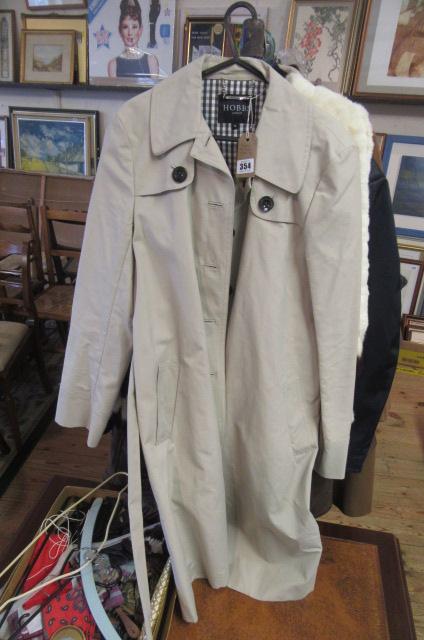 HOBBS CREAM RAINCOAT SIZE 12 Image