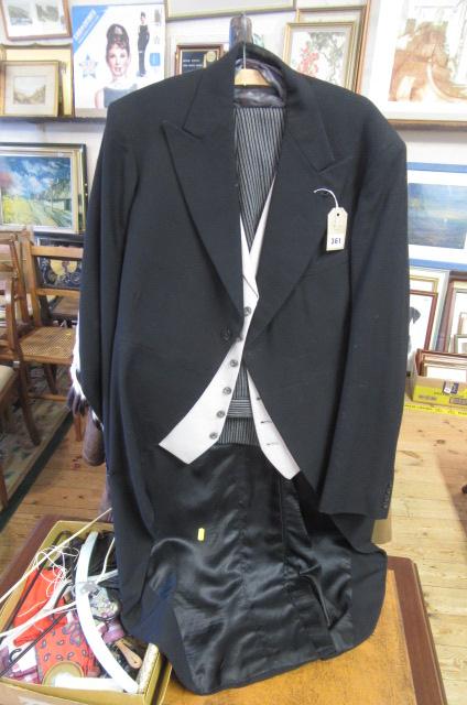 GENT'S MORNING SUIT Image