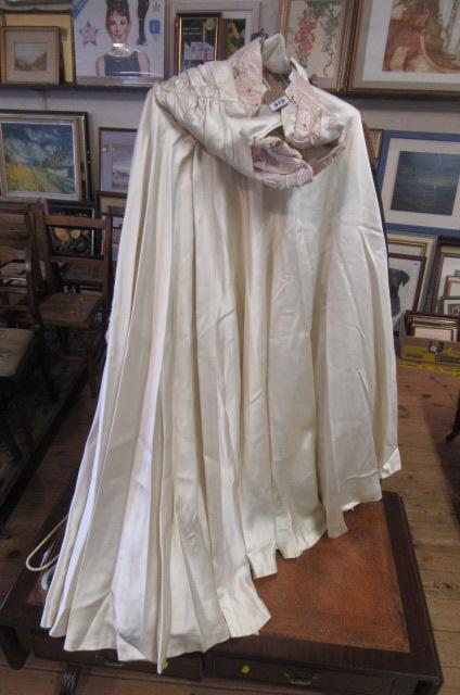 VINTAGE SATIN HALTER-NECK EVENING DRESS Image