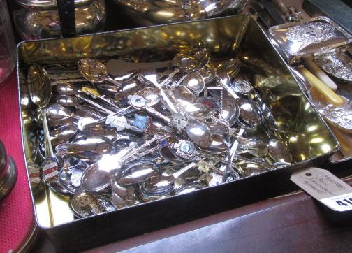 BOX OF SOUVENIR SPOONS  Image