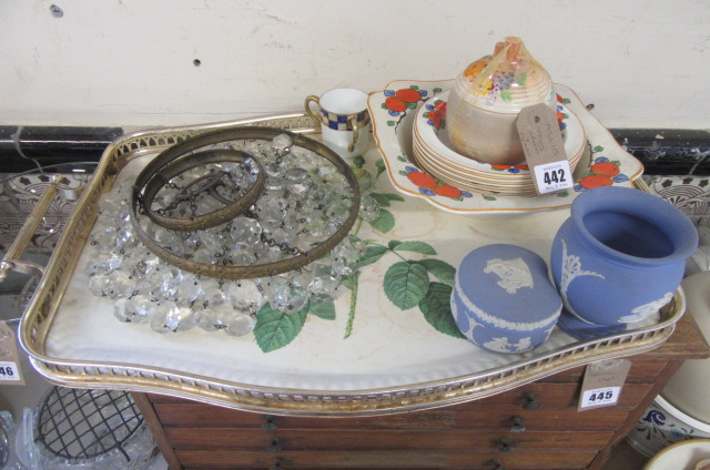 TRAY OF CERAMICS AND GLASS Image