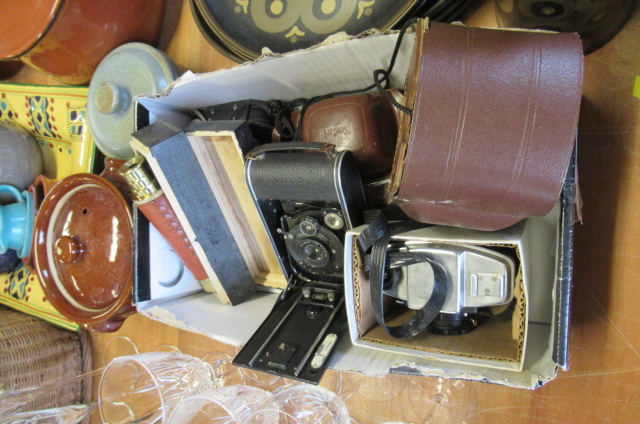 BRASS TELESCOPE AND BOX OF VINTAGE CAMERAS Image
