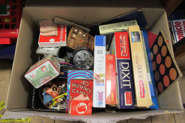 LARGE BOX OF VINTAGE TOYS AND BOARD GAMES ETC Image
