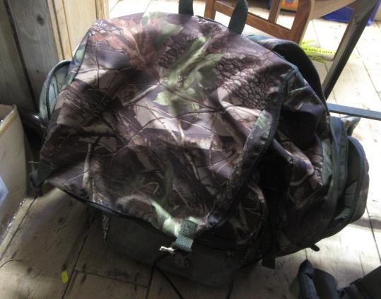 LARGE FISHING RUCKSACK  FISHING BAIT ETC Image