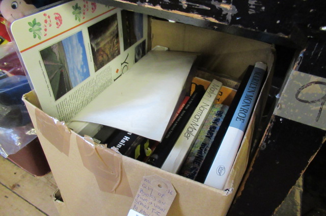 QUANTITY OF FILM AND VOCAL STARS BOOKS INCLUDING MARILYN MONROE Image