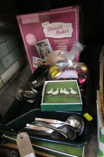 QUANTITY OF STAINLESS STEEL CUTLERY  DESSERT MAKER ETC Image