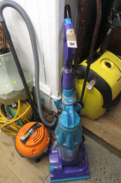 DYSON VACUUM CLEANER Image