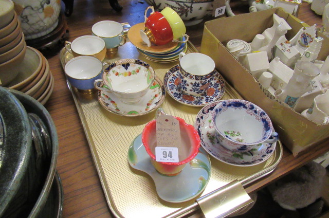 QUANTITY OF TEA CUPS AND SAUCERS Image