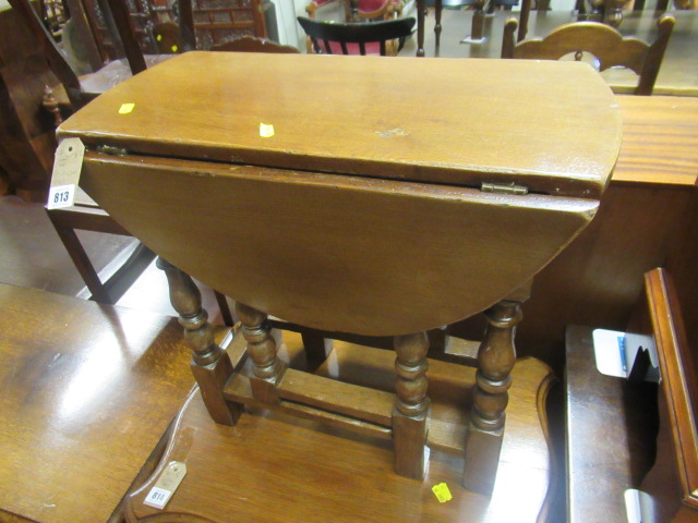 SMALL OAK DROP LEAF TABLE Image