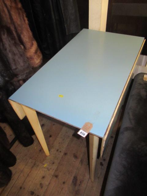 FORMICA DROP LEAF KITCHEN TABLE Image