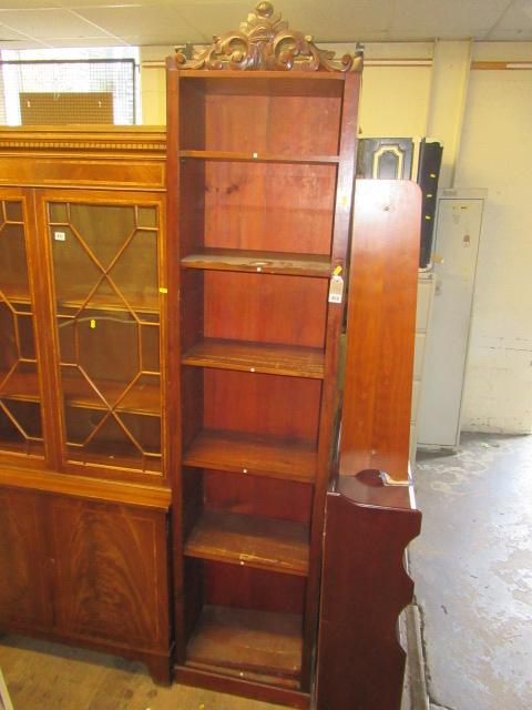 TALL MAHOGANY BOOKCASE Image