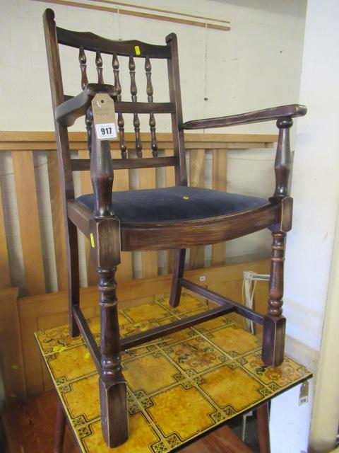 MODERN CARVING CHAIR Image