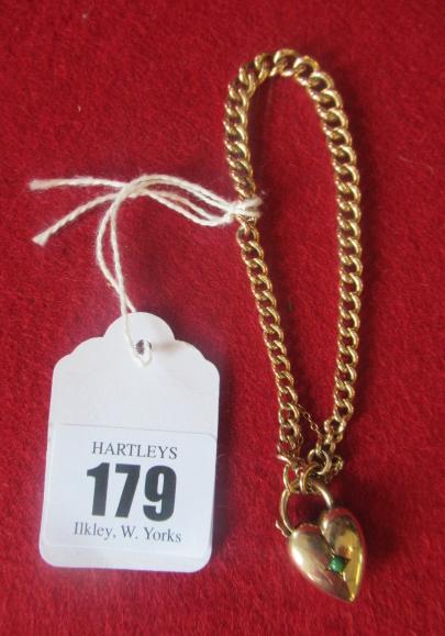 9CT GOLD BRACELET WITH HEART SHAPED LOCKET Image