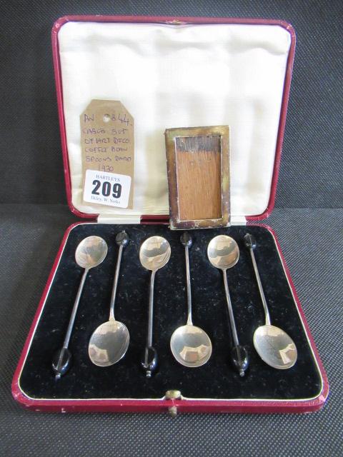 CASED SET OF ART DECO COFFEE BEAN SPOONS Image
