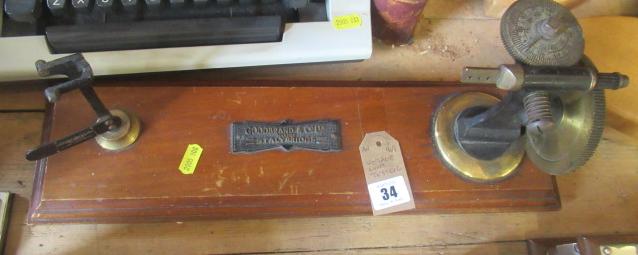 VINTAGE LOOM TESTER Image