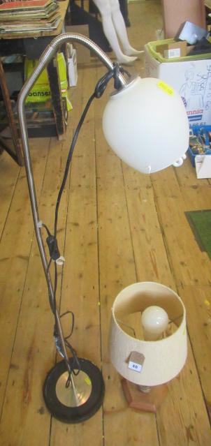 TWO TABLE LAMPS Image