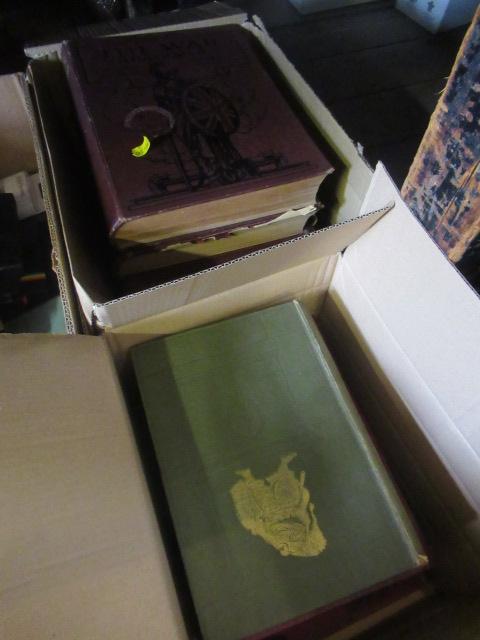 TWO BOXES OF BOOKS INCLUDING WAR ILLUSTRATED Image