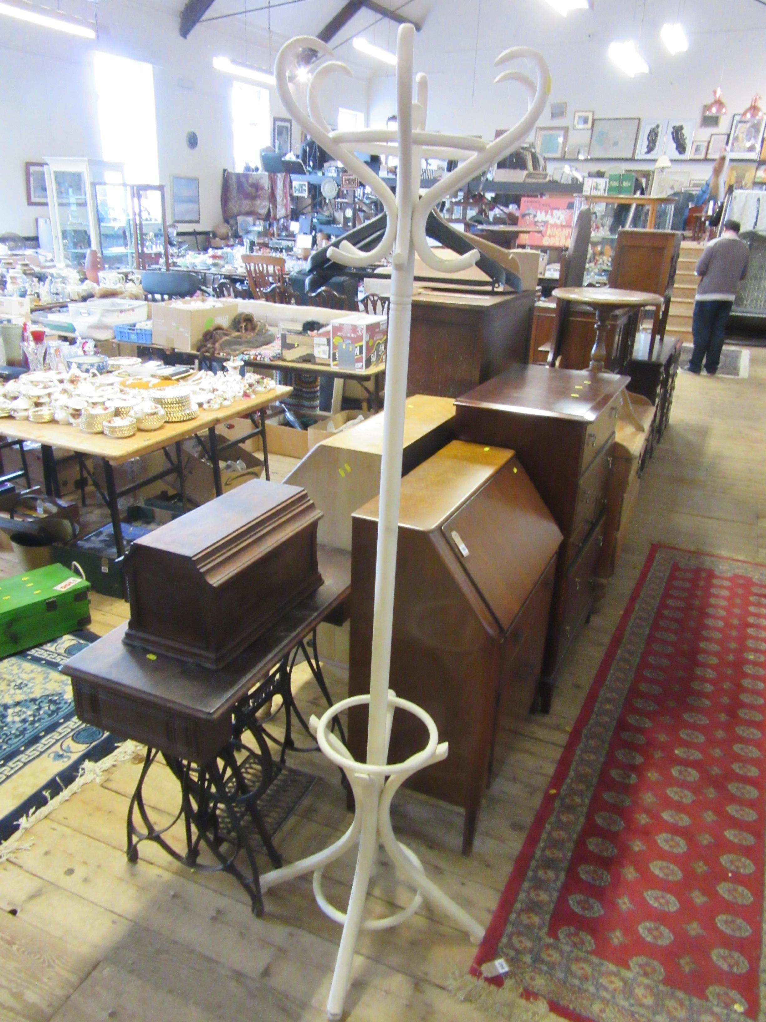 BENTWOOD HAT AND COATSTAND Image