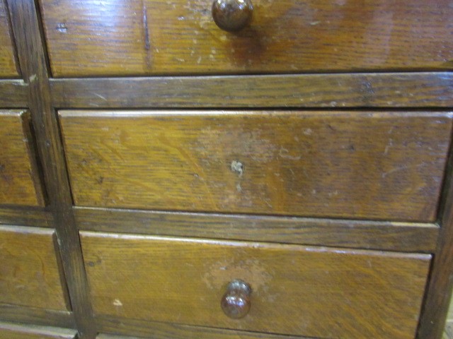 ANTIQUE SIXTEEN DRAWER CHEST Image