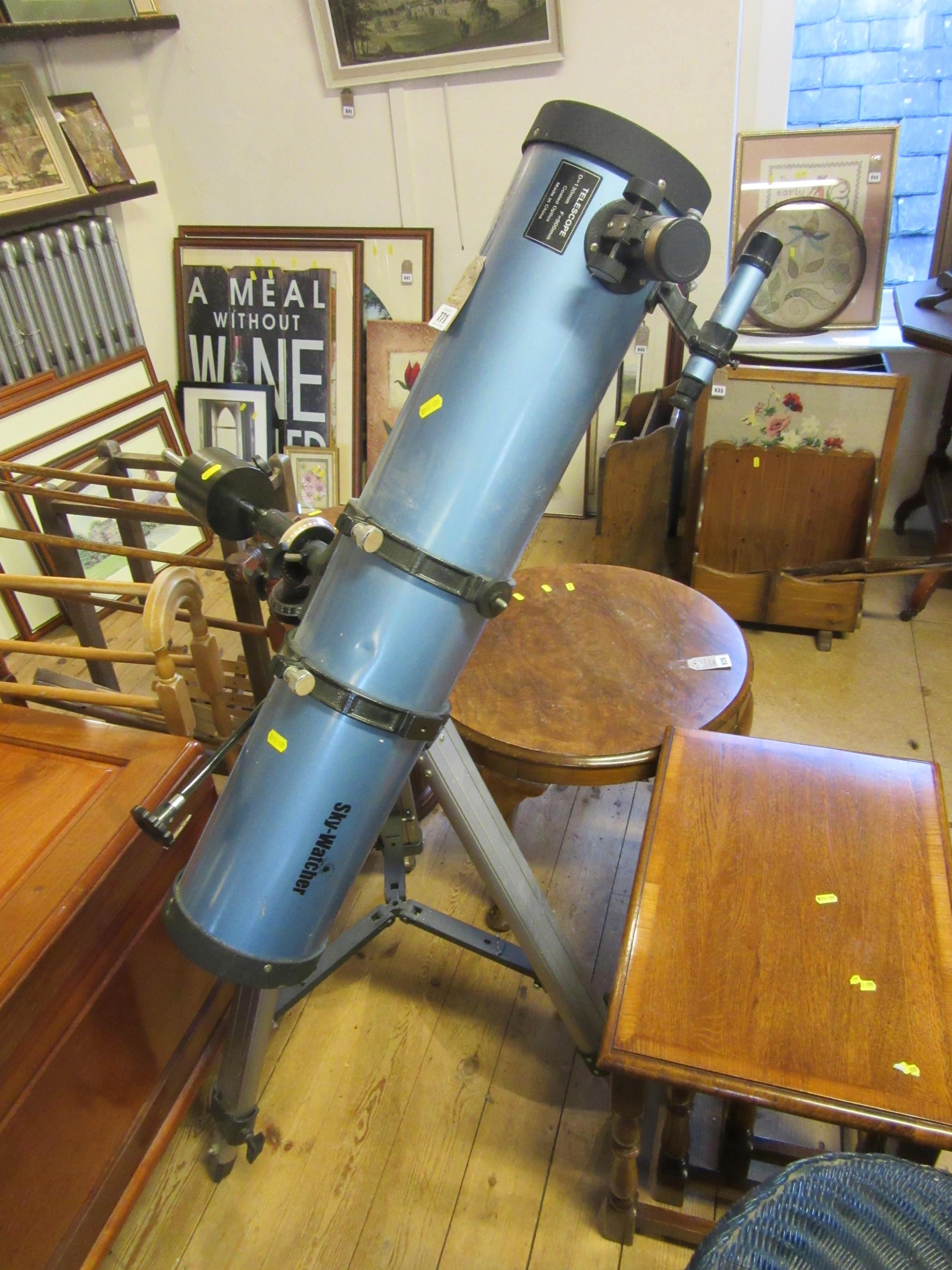 SKY WATCHER TELESCOPE ON TRIPOD Image