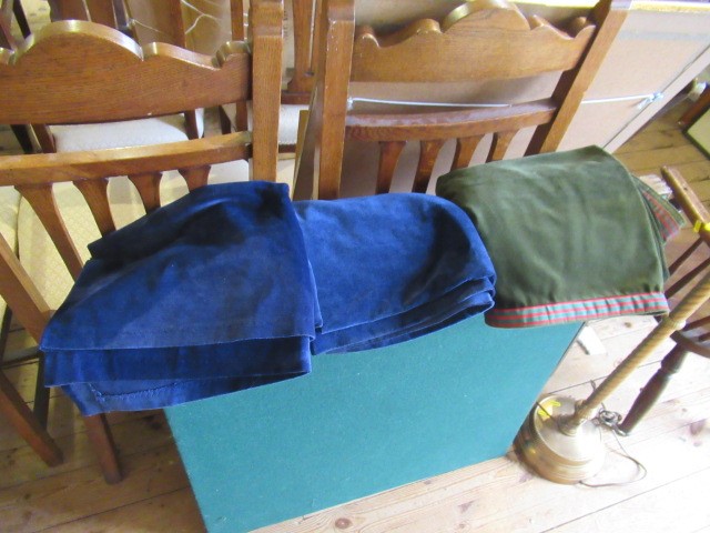 TWO FOLDING CARD TABLES AND THREE VELVET TABLE COVERS Image