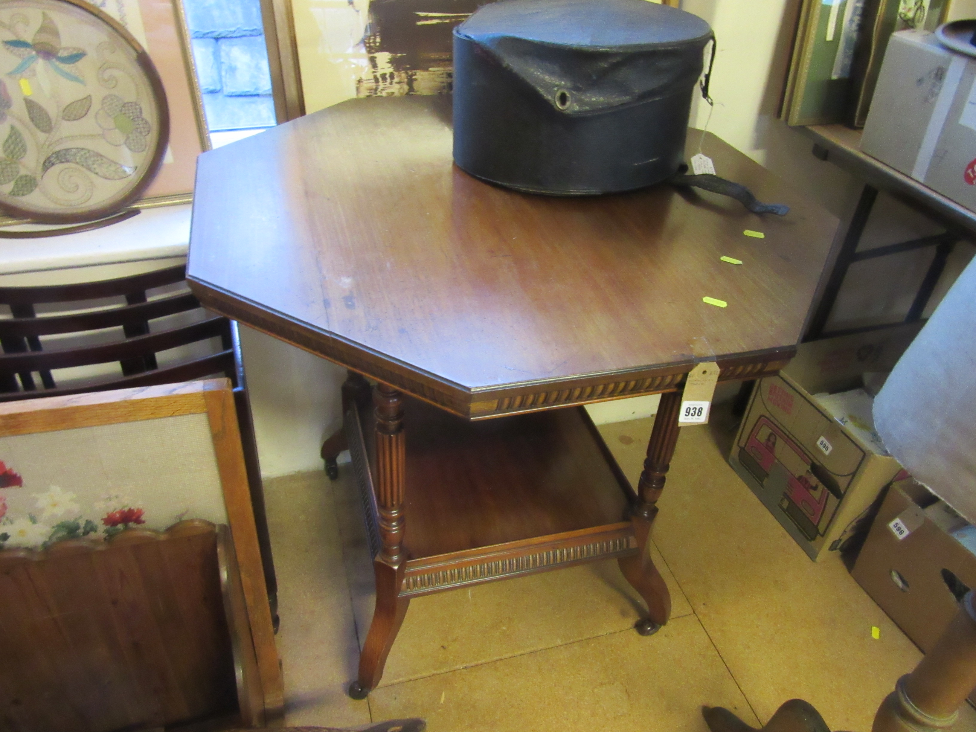 OCTAGONAL TABLE Image