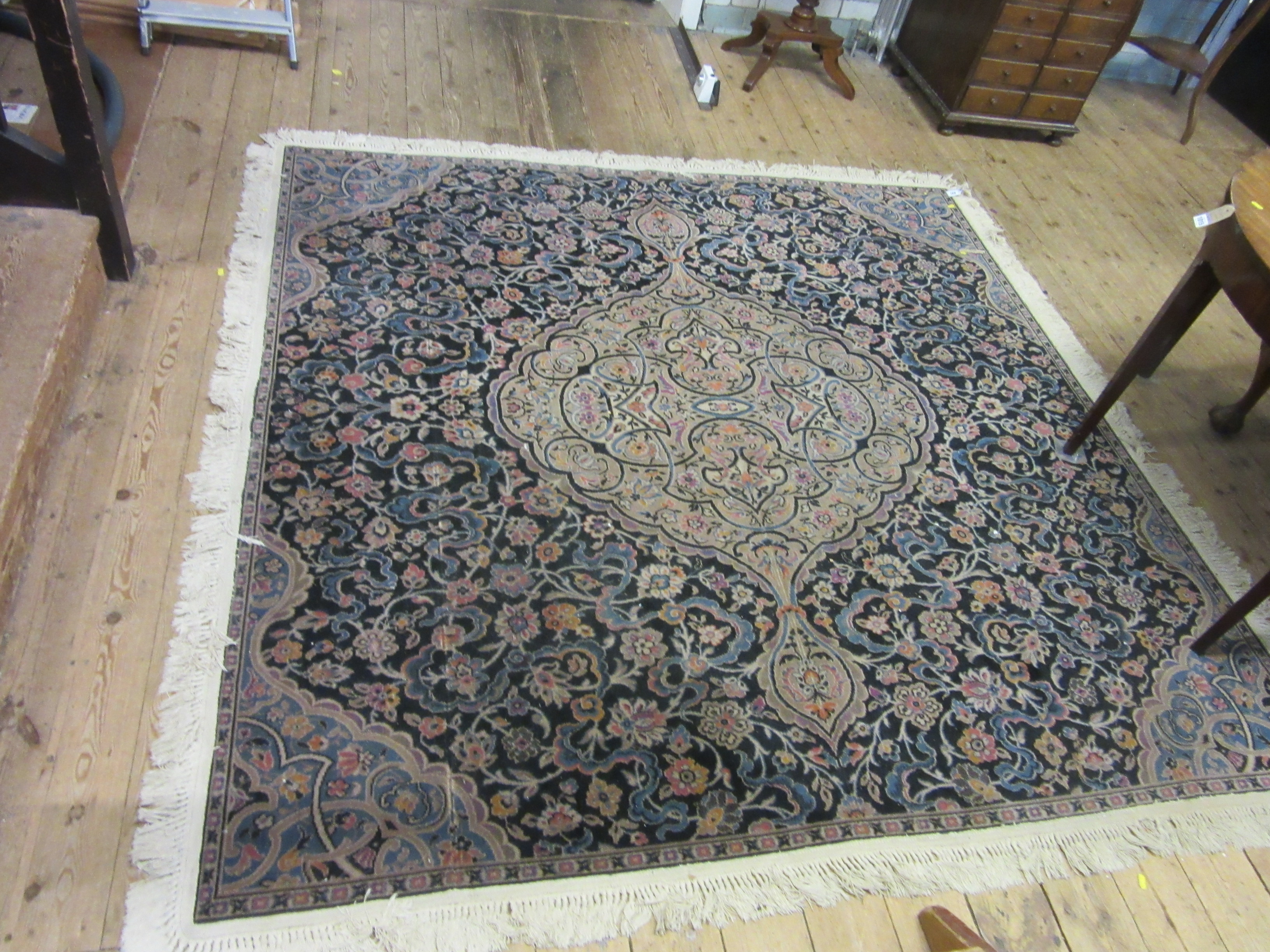 SQUARE FRINGED BLUE PATTERNED RUG Image