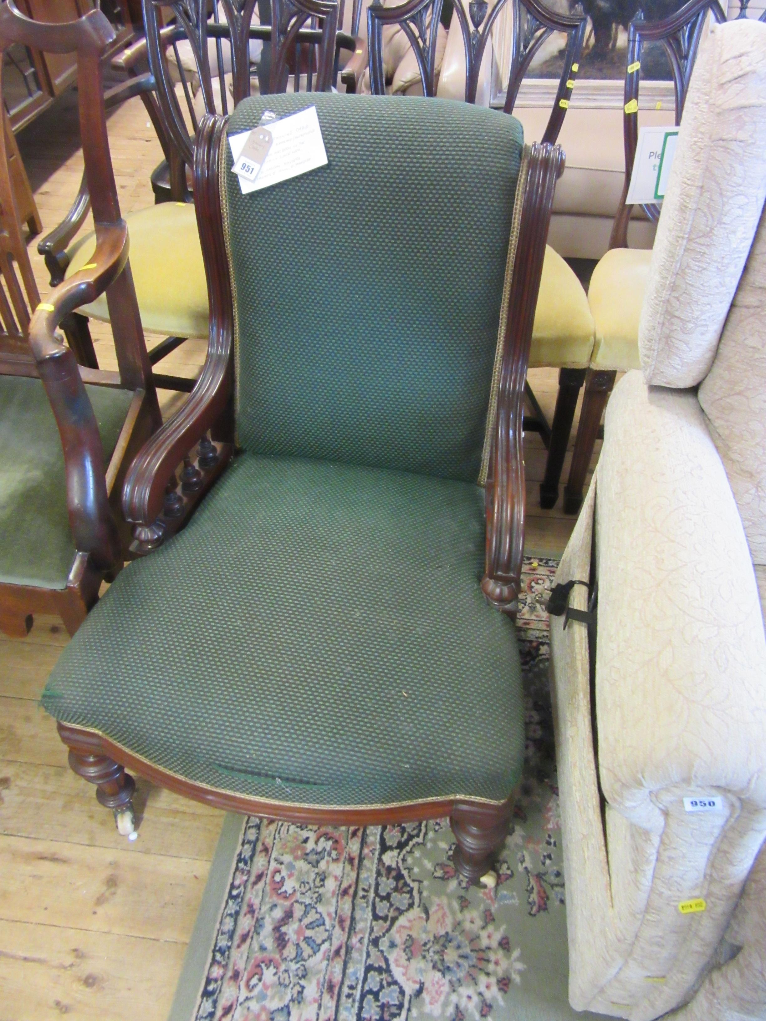 LIBRARY CHAIR Image