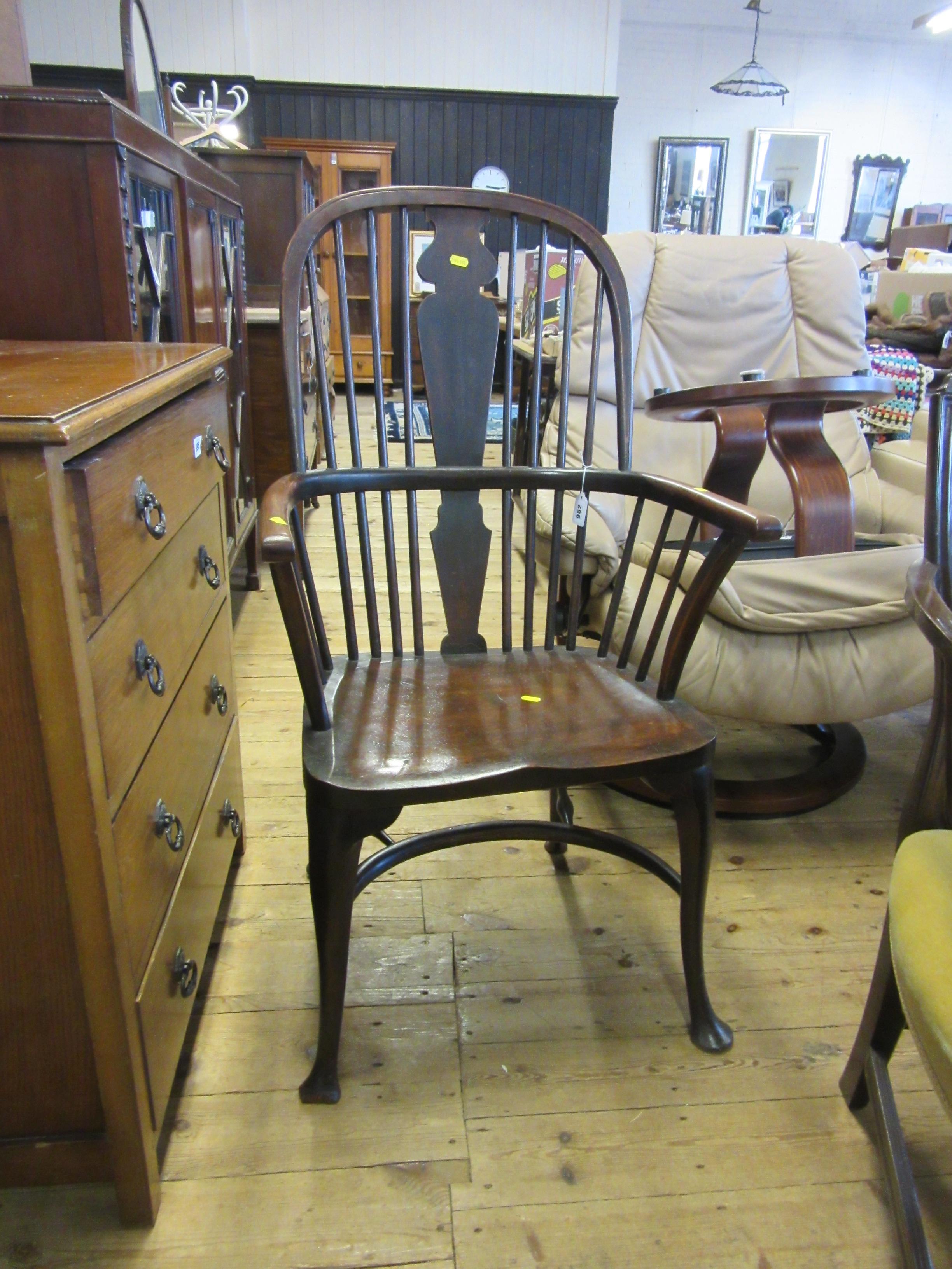 ANTIQUE WINDSOR CHAIR Image