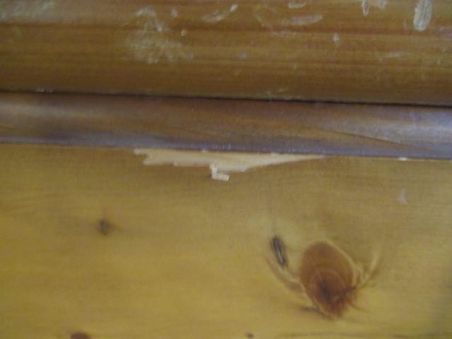 PINE DOUBLE DOOR DISPLAY CABINET Image