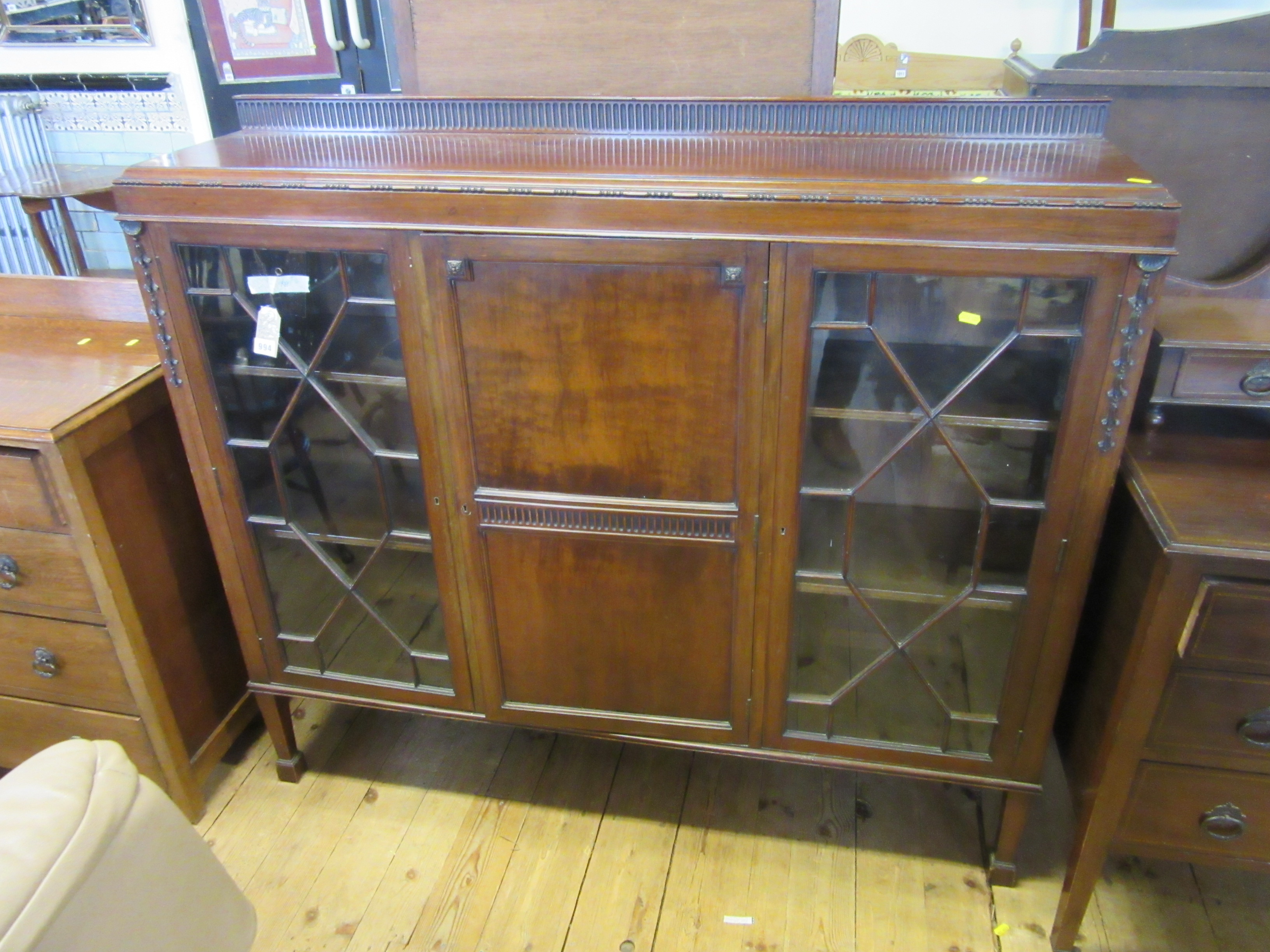 GLAZED CABINET Image