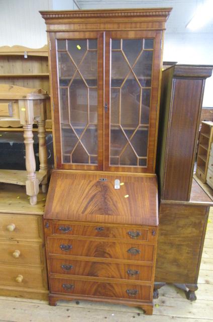 MAHOGANY BUREAU BOOKCASE Image