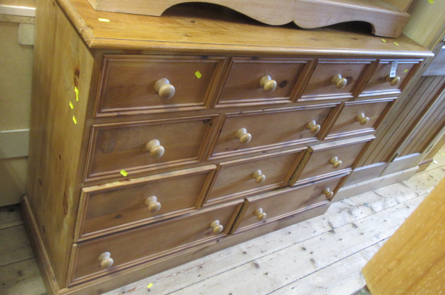 LARGE PINE CHEST OF DRAWERS Image