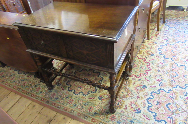 OAK CUTLERY CANTEEN Image