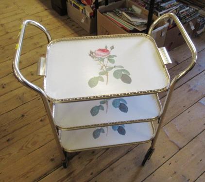 TEA TROLLEY Image