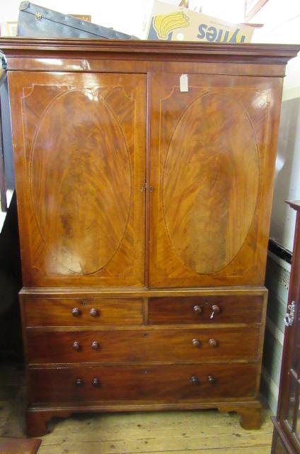 MAHOGANY LINEN PRESS Image