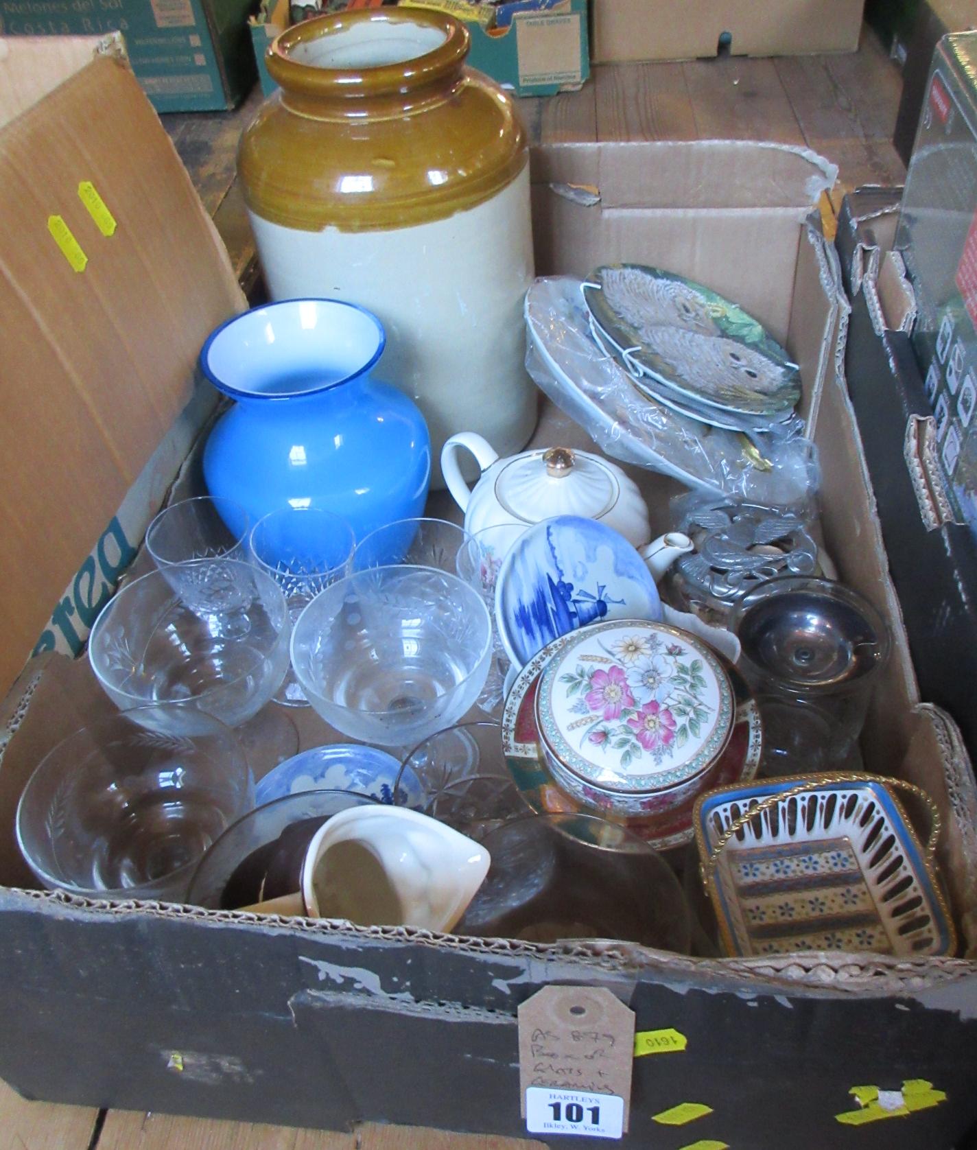BOX OF GLASS AND CERAMICS Image