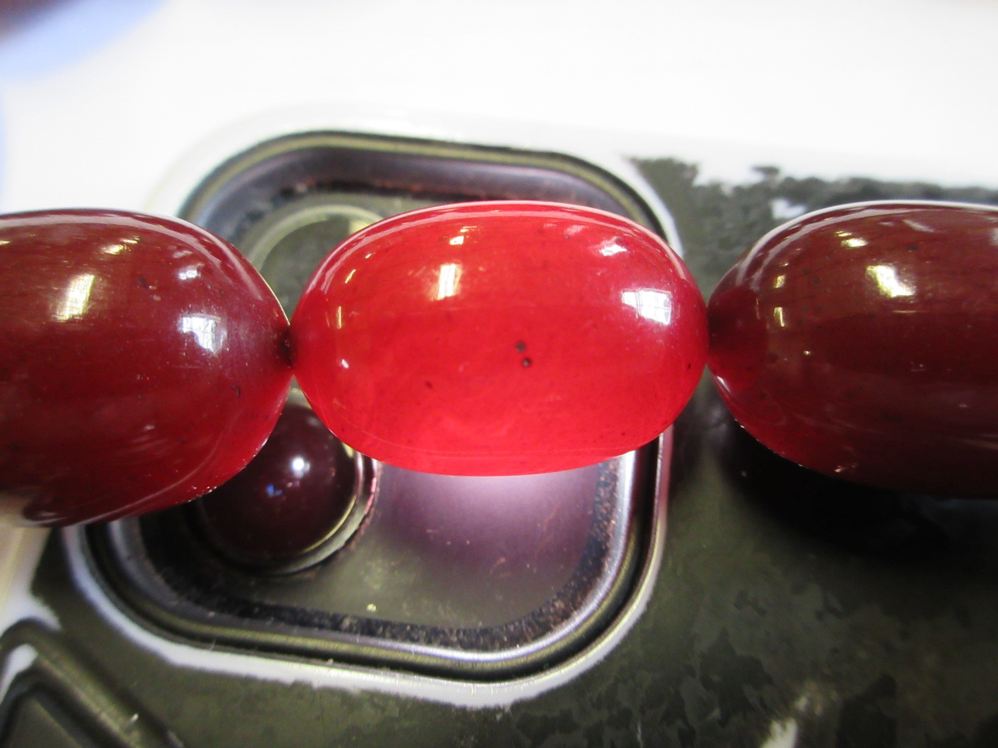 AMBER COLOURED BEAD NECKLACE Image