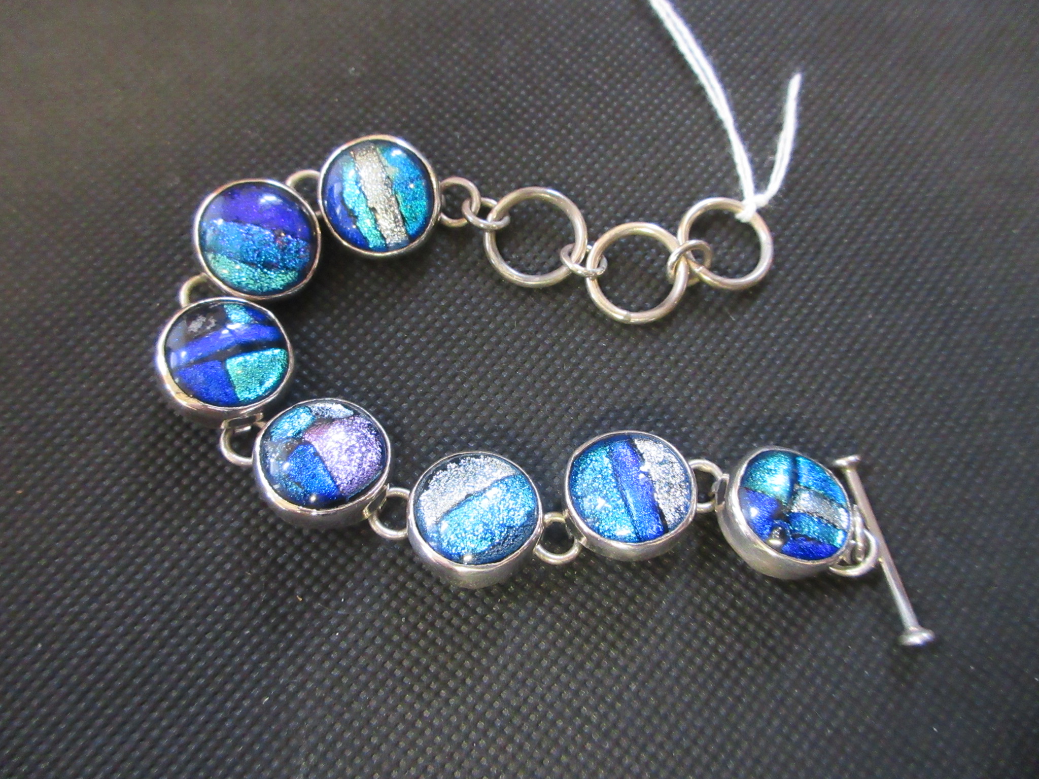 SILVER AND GLASS BRACELET Image
