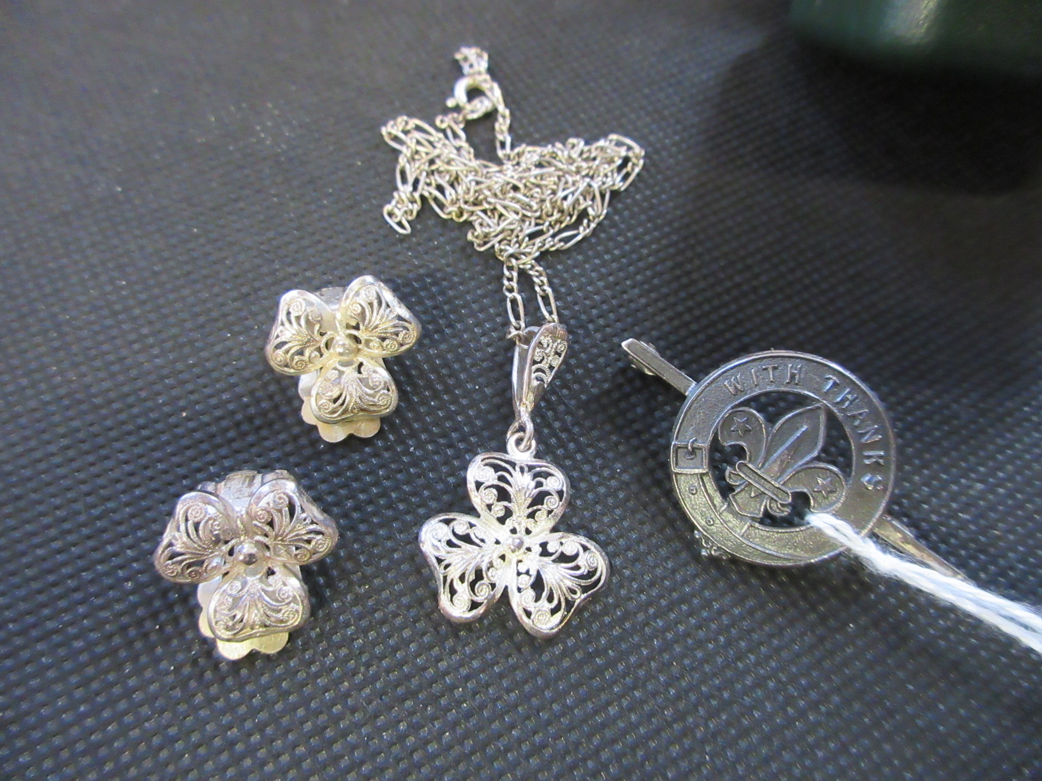 CASED SILVER FILIGREE SCOUT BADGE Image