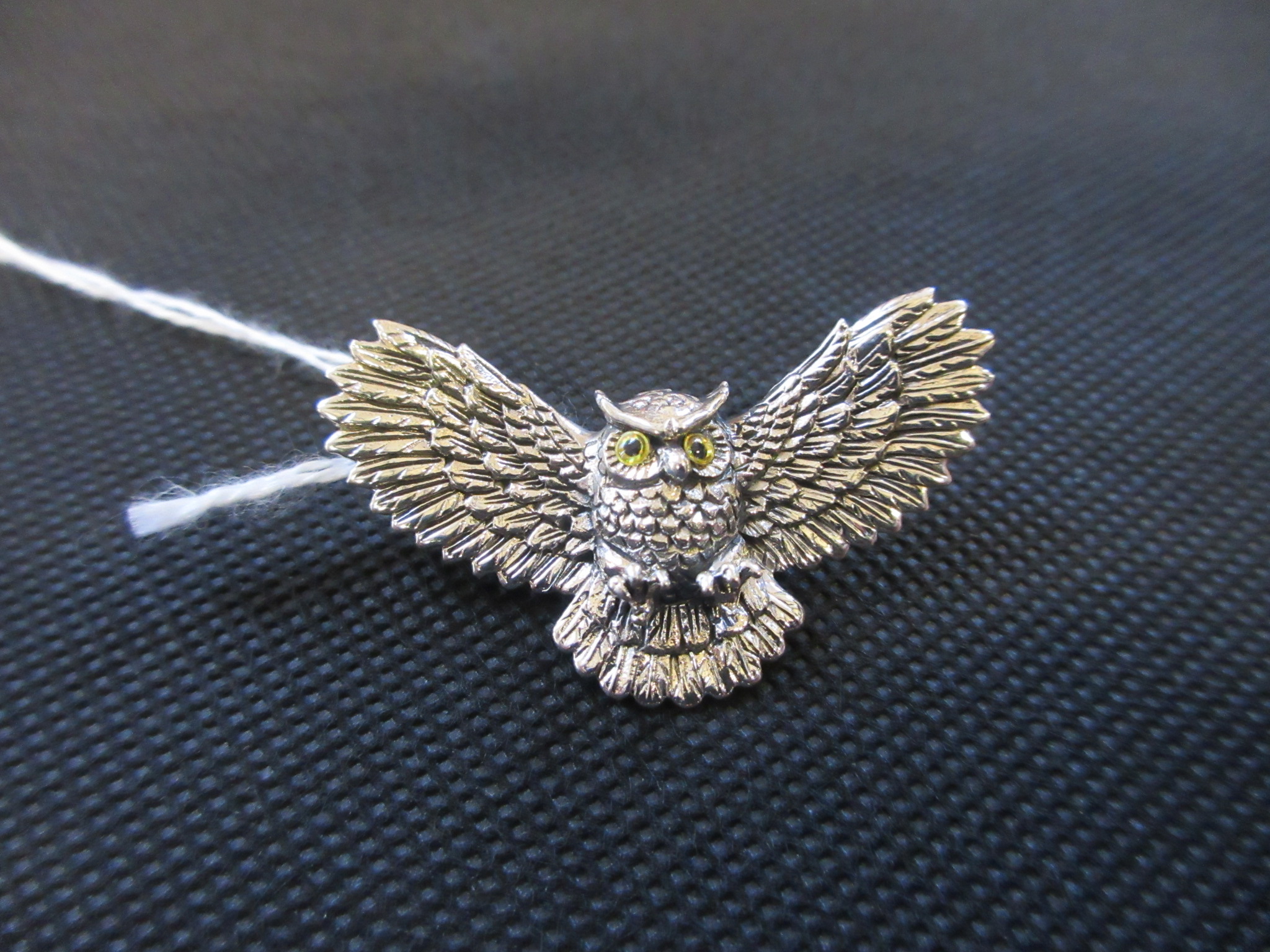 SILVER OWL BROOCH Image