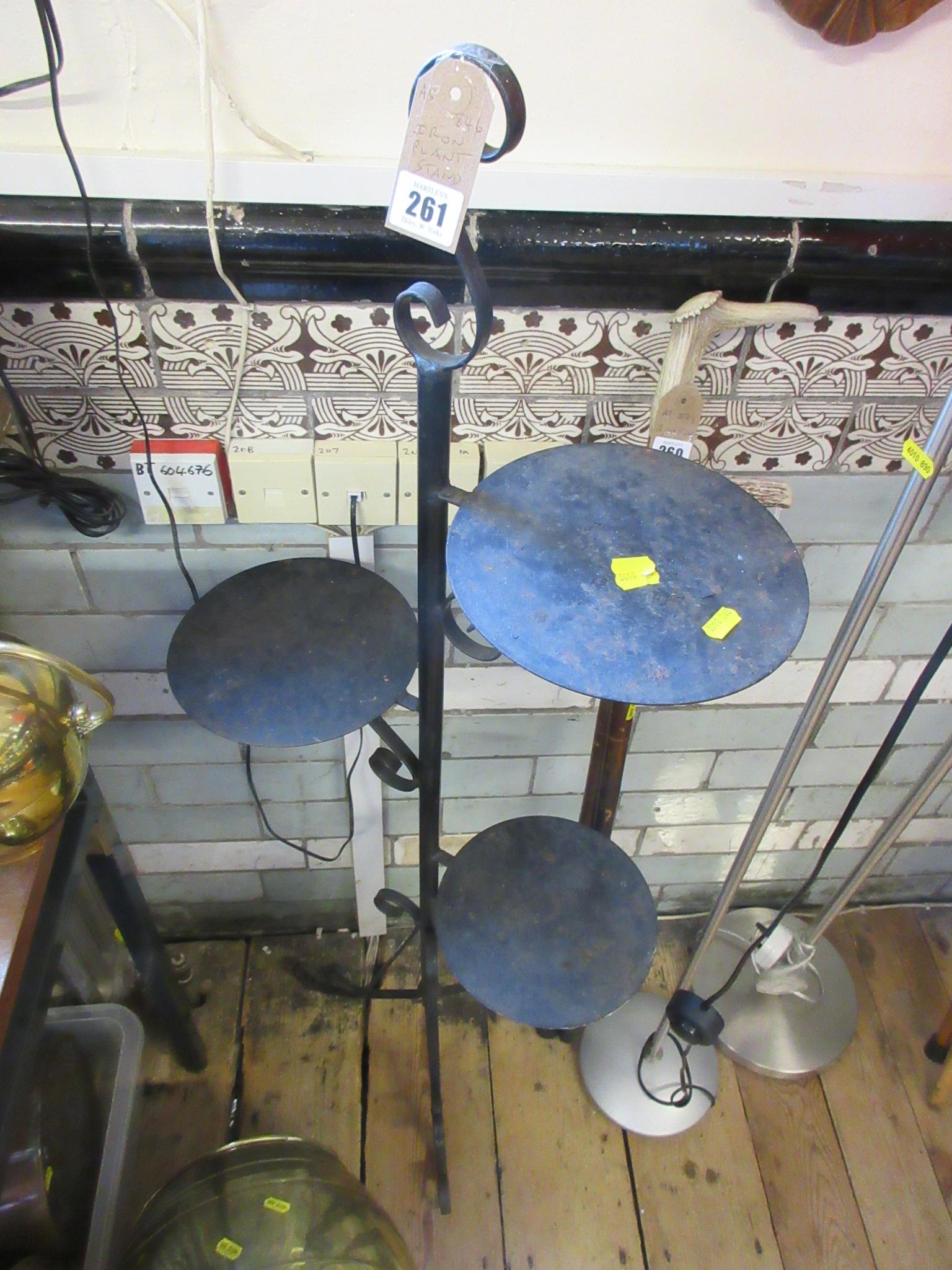 IRON PLANT STAND Image