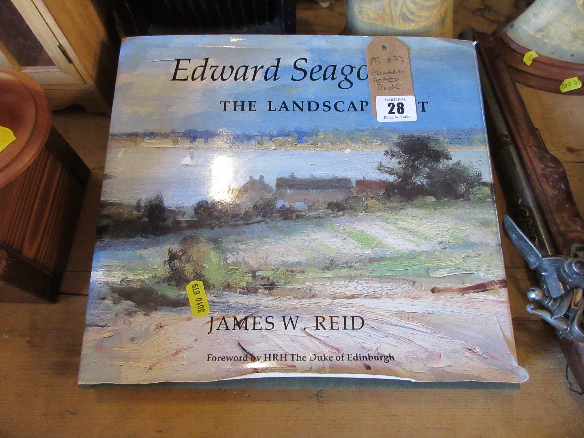 EDWARD SEAGO ARTISTS BOOK Image