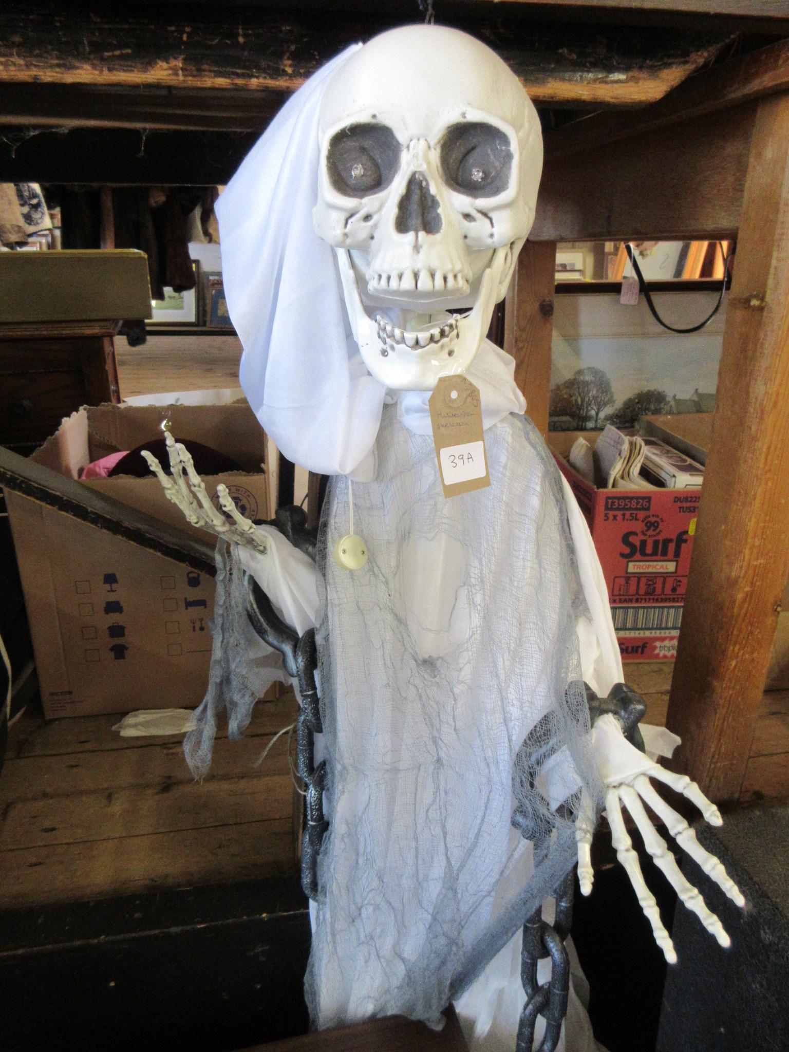 HALLOWEEN SKELETON Image