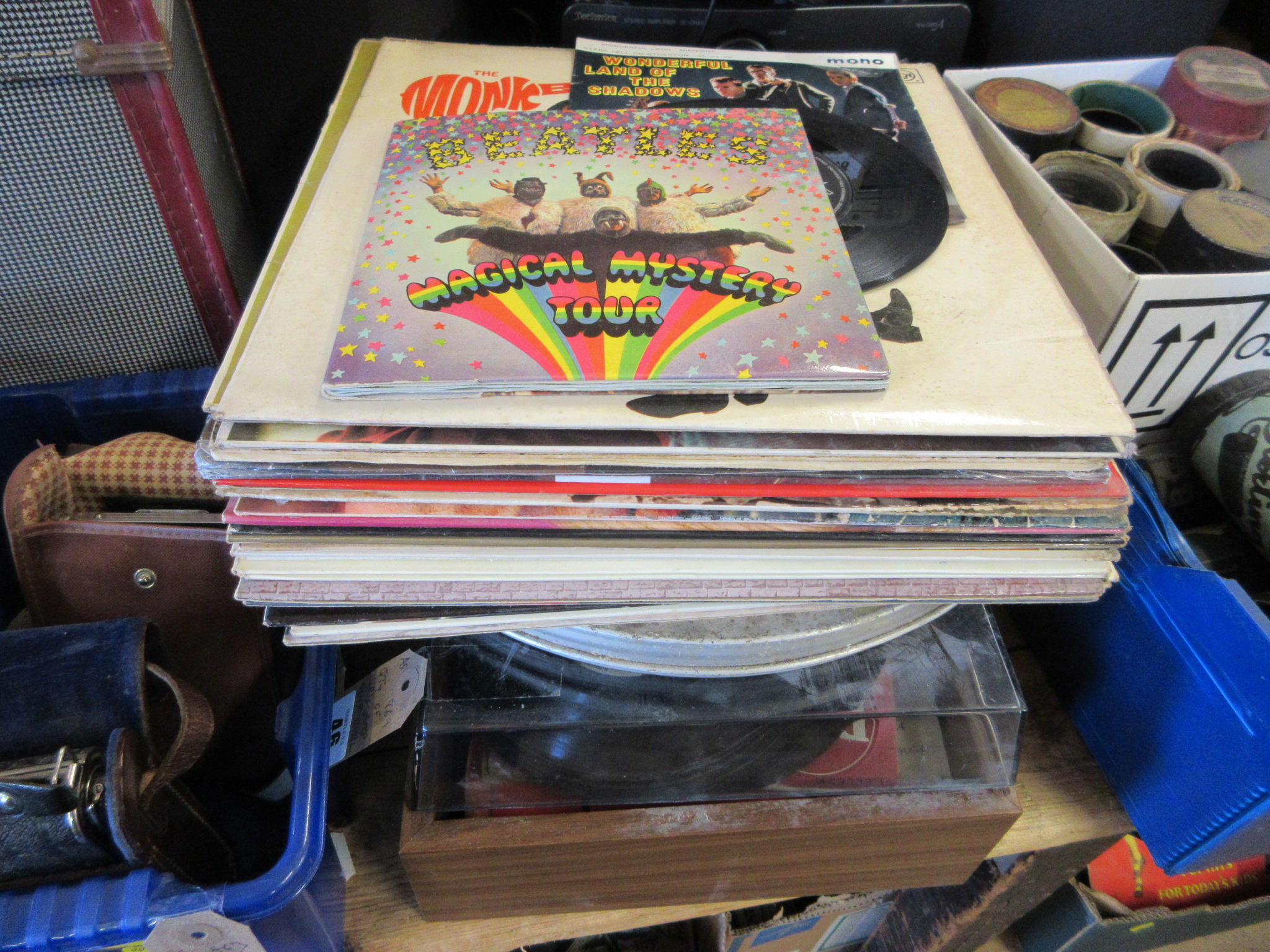 QUANTITY OF LP RECORDS INCLUDING BEATLES AND THE MONKEYS AND A CINE REEL Image