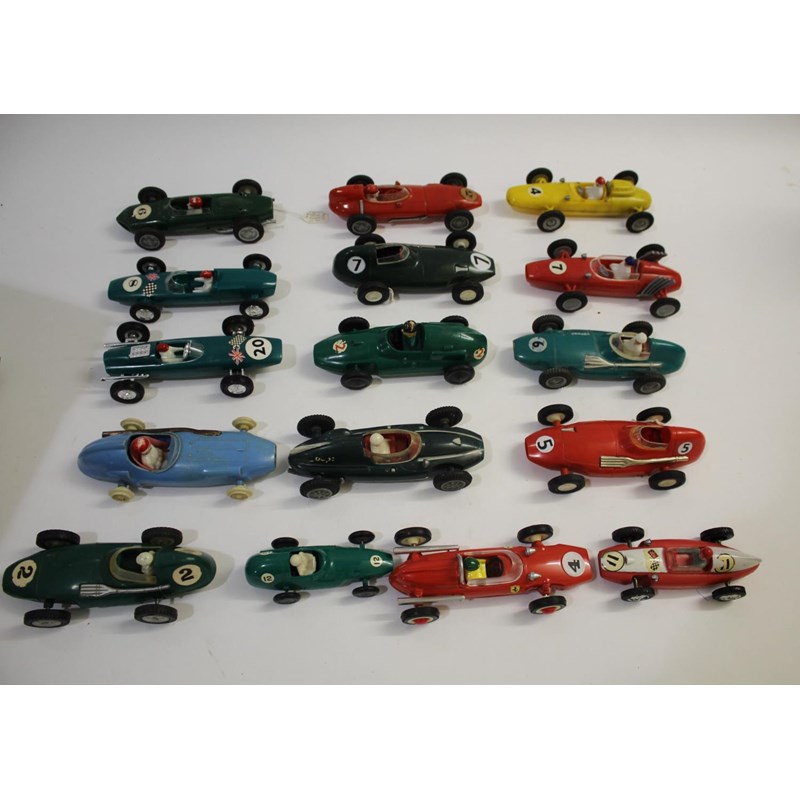 Plastic racing cars | Lawrences Auctioneers